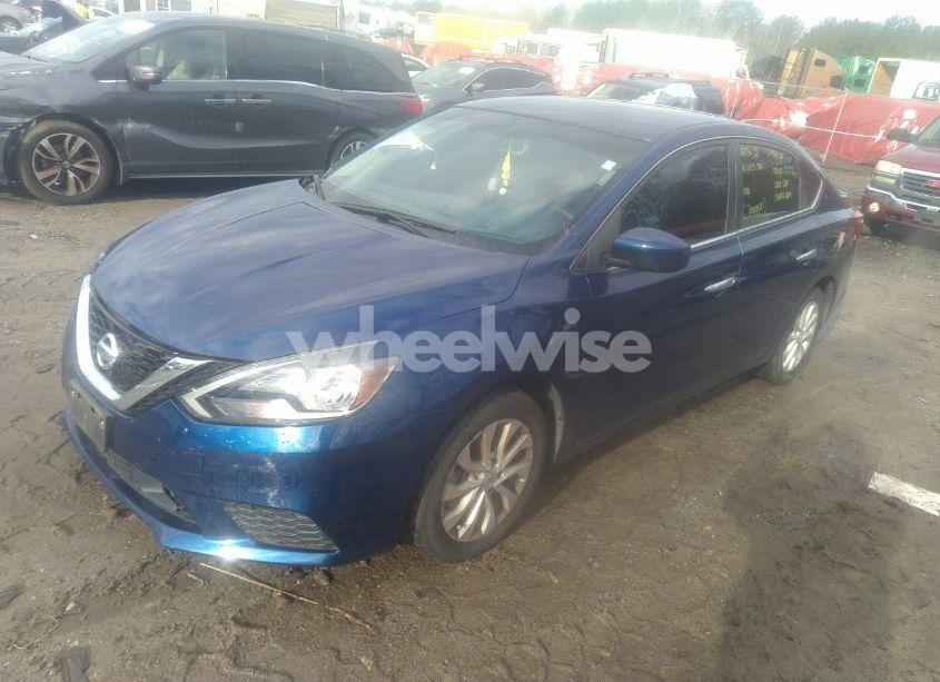 Photo 2 of 2019 Nissan Sentra SV (VIN 3N1AB7AP8KY324425)