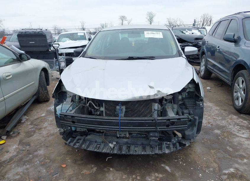 Photo 13 of 2019 Nissan Sentra SV (VIN 3N1AB7AP8KY339233)