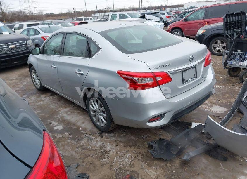 Photo 3 of 2019 Nissan Sentra SV (VIN 3N1AB7AP8KY339233)