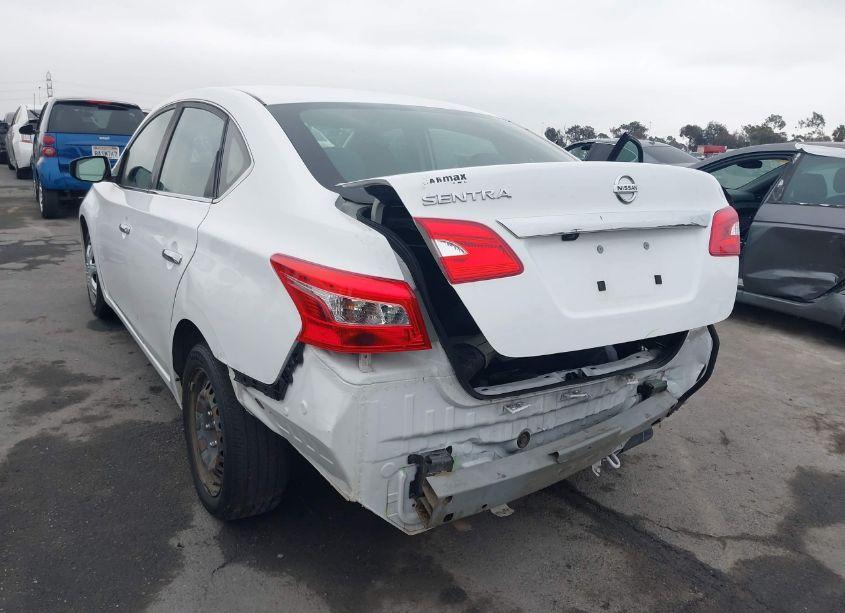 Photo 6 of 2019 Nissan Sentra S (VIN 3N1AB7AP8KY342438)