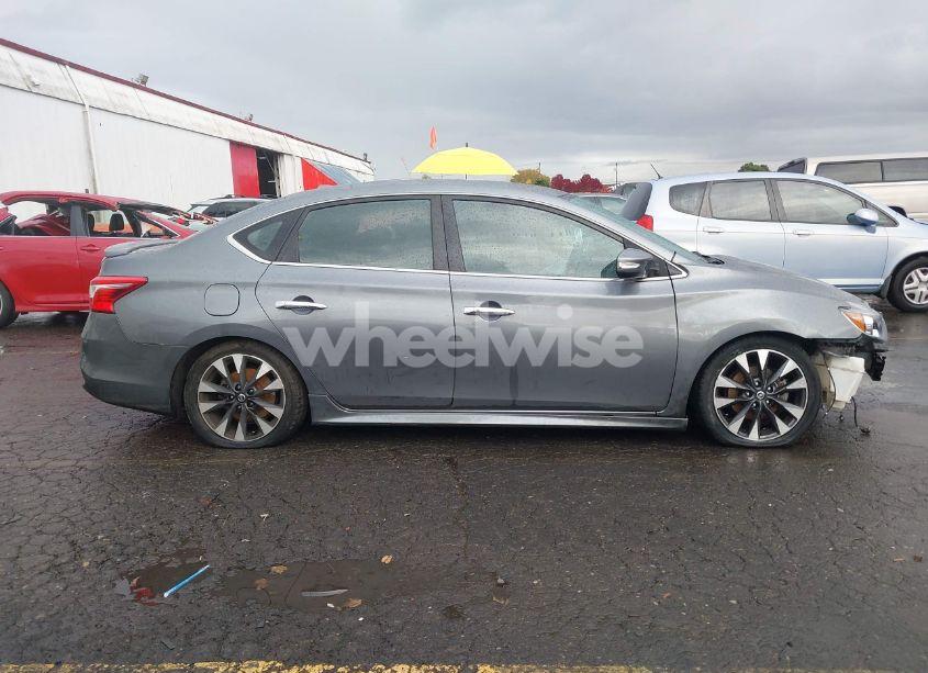 Photo 12 of 2019 Nissan Sentra SR (VIN 3N1AB7AP8KY344075)