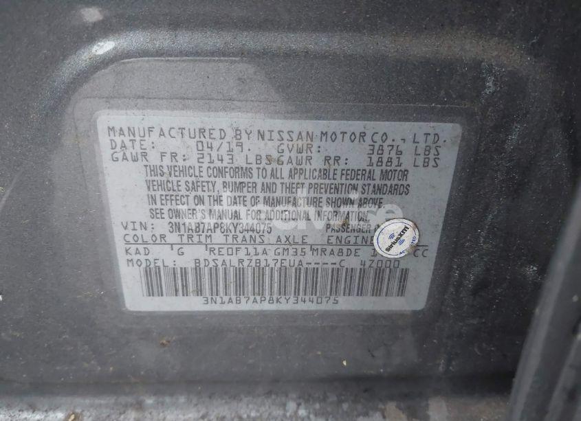 Photo 9 of 2019 Nissan Sentra SR (VIN 3N1AB7AP8KY344075)