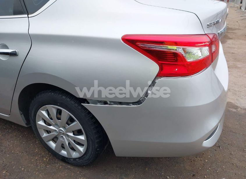 Photo 18 of 2019 Nissan Sentra S (VIN 3N1AB7AP8KY359580)