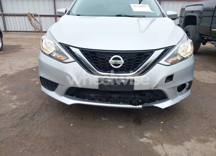 Photo 6 of 2019 Nissan Sentra S (VIN 3N1AB7AP8KY359580)