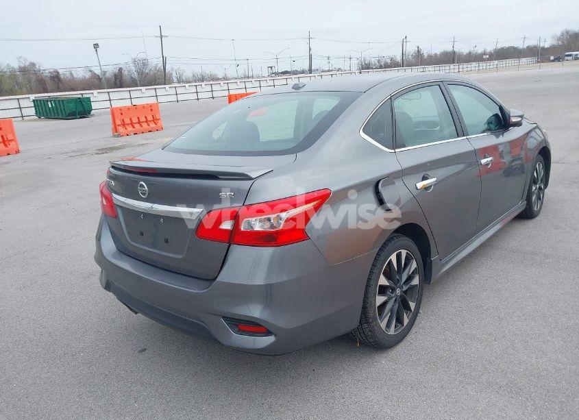 Photo 16 of 2019 Nissan Sentra SR (VIN 3N1AB7AP8KY366562)