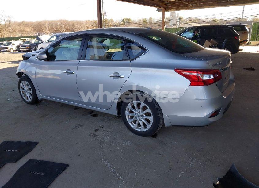 Photo 3 of 2019 Nissan Sentra SV (VIN 3N1AB7AP8KY366755)