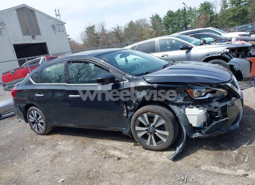 Photo 13 of 2019 Nissan Sentra SV (VIN 3N1AB7AP8KY377089)