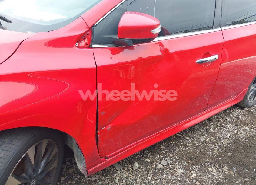 Photo 6 of 2019 Nissan Sentra SR (VIN 3N1AB7AP8KY377416)