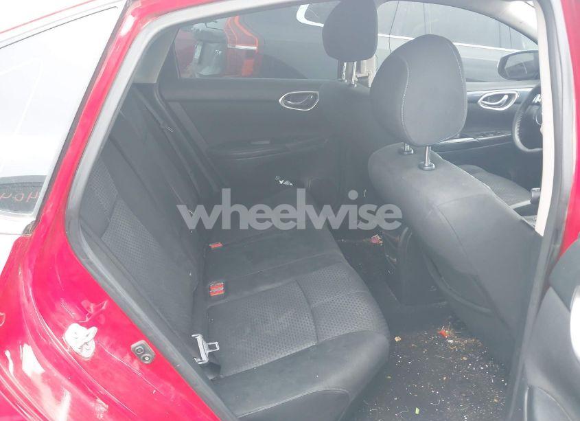 Photo 8 of 2019 Nissan Sentra SR (VIN 3N1AB7AP8KY377416)