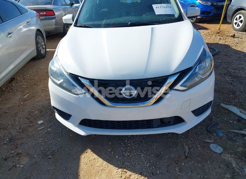 Photo 12 of 2019 Nissan Sentra SV (VIN 3N1AB7AP8KY379747)