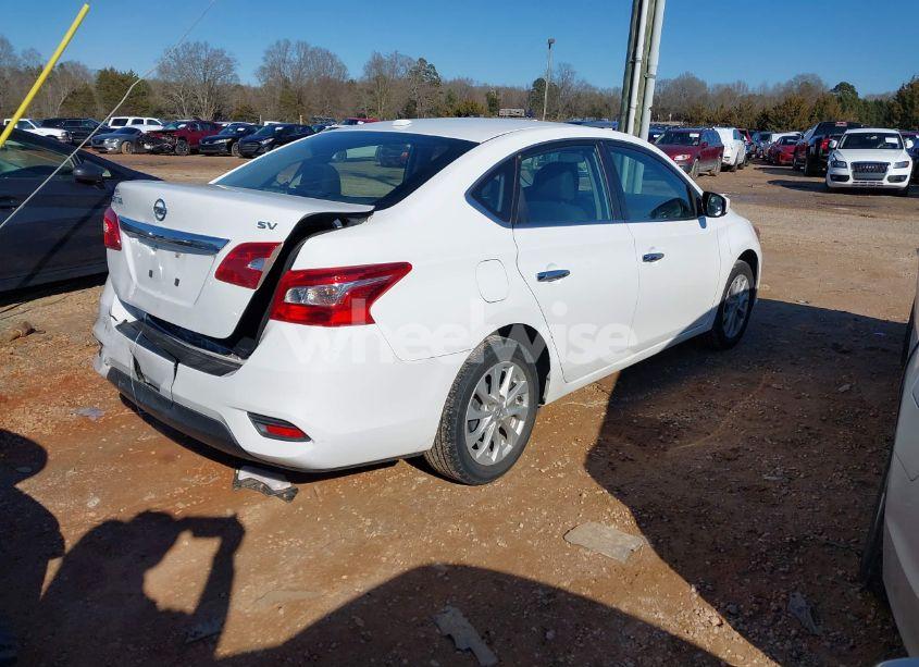 Photo 4 of 2019 Nissan Sentra SV (VIN 3N1AB7AP8KY379747)