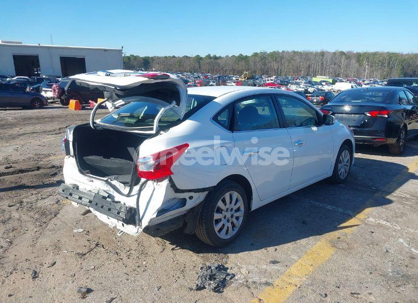 Photo 4 of 2019 Nissan Sentra S (VIN 3N1AB7AP8KY384754)