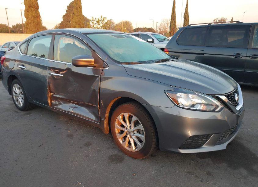 Photo 13 of 2019 Nissan Sentra SV (VIN 3N1AB7AP8KY389727)