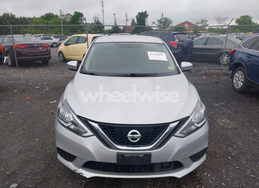 Photo 12 of 2019 Nissan Sentra SV (VIN 3N1AB7AP8KY392790)