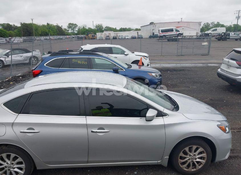 Photo 13 of 2019 Nissan Sentra SV (VIN 3N1AB7AP8KY392790)