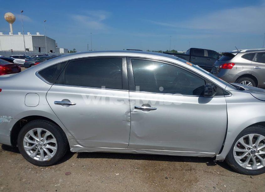 Photo 13 of 2019 Nissan Sentra SV (VIN 3N1AB7AP8KY393499)