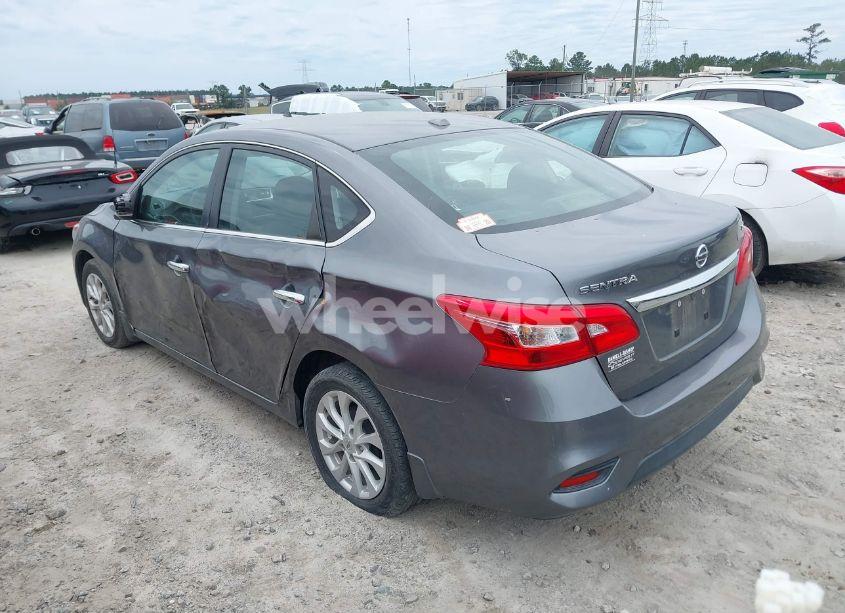 Photo 3 of 2019 Nissan Sentra SV (VIN 3N1AB7AP8KY396712)