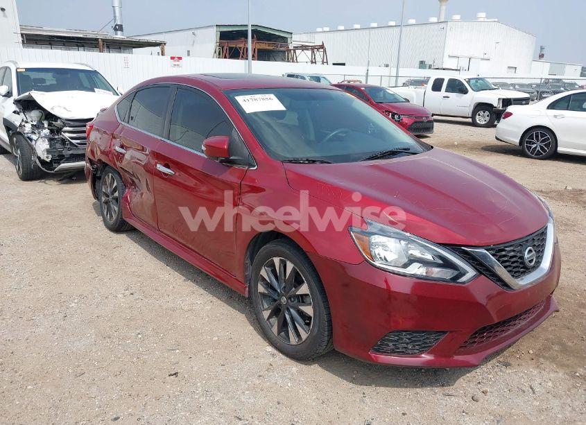 2019 Nissan Sentra SR (VIN 3N1AB7AP8KY402315) main photo