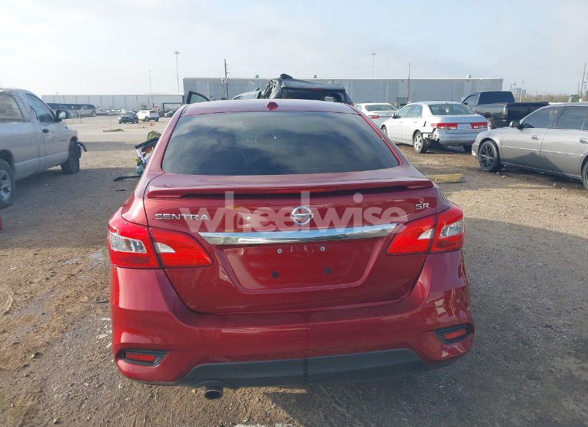 Photo 16 of 2019 Nissan Sentra SR (VIN 3N1AB7AP8KY402315)