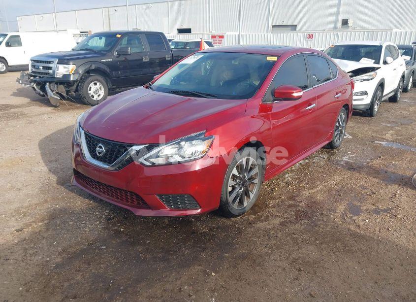 Photo 2 of 2019 Nissan Sentra SR (VIN 3N1AB7AP8KY402315)