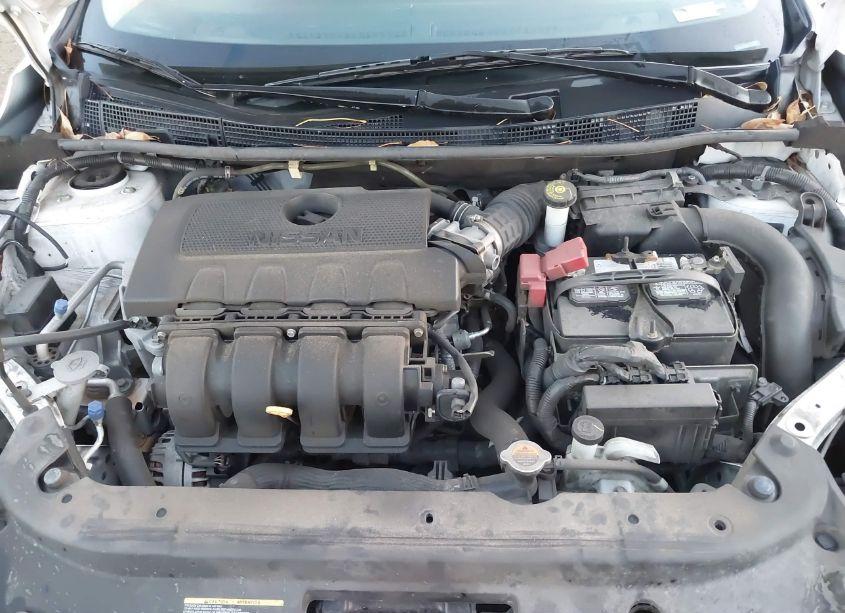 Photo 10 of 2019 Nissan Sentra SV (VIN 3N1AB7AP8KY412536)