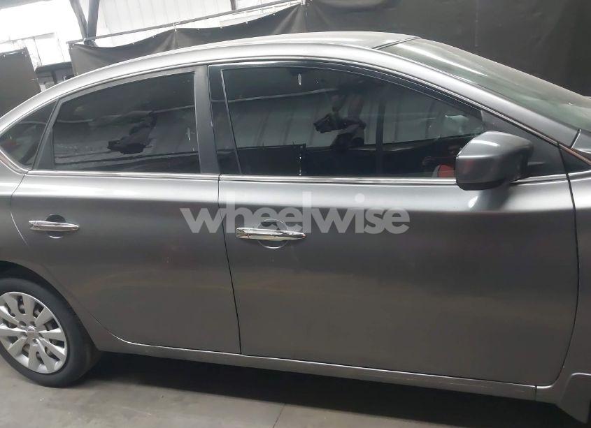 Photo 14 of 2019 Nissan Sentra S (VIN 3N1AB7AP8KY438800)