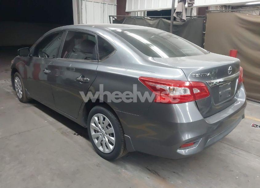 Photo 3 of 2019 Nissan Sentra S (VIN 3N1AB7AP8KY438800)