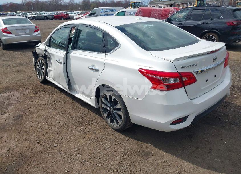 Photo 3 of 2019 Nissan Sentra SR (VIN 3N1AB7AP8KY453667)