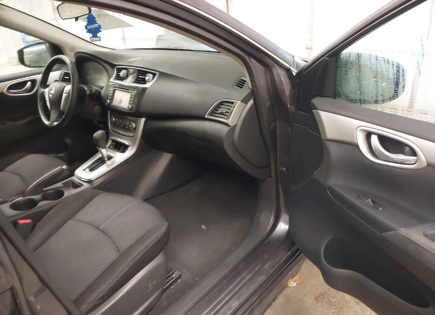 Photo 5 of 2013 Nissan Sentra SR (VIN 3N1AB7AP9DL706446)