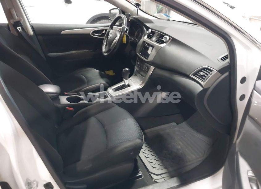 Photo 5 of 2014 Nissan Sentra SR (VIN 3N1AB7AP9EL618952)