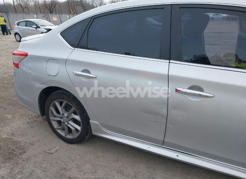 Photo 6 of 2014 Nissan Sentra SR (VIN 3N1AB7AP9EY281394)