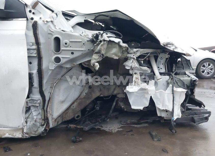 Photo 13 of 2014 Nissan Sentra SR (VIN 3N1AB7AP9EY309775)