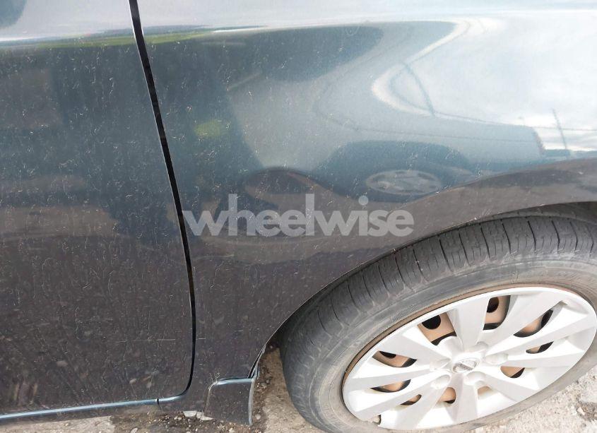 Photo 12 of 2015 Nissan Sentra SV (VIN 3N1AB7AP9FL684290)