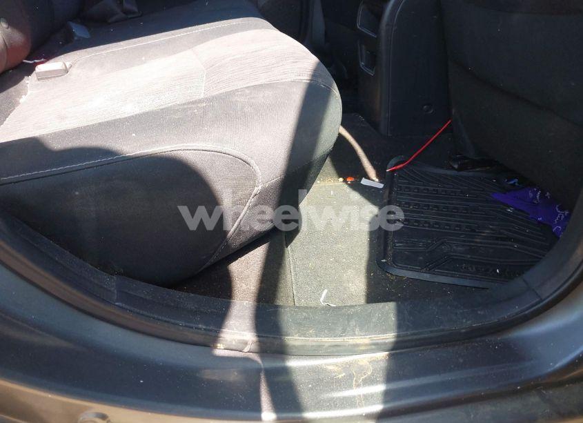 Photo 8 of 2015 Nissan Sentra SV (VIN 3N1AB7AP9FL689859)