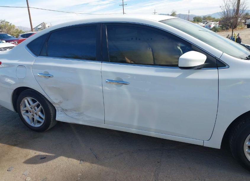 Photo 13 of 2015 Nissan Sentra SV (VIN 3N1AB7AP9FY214487)