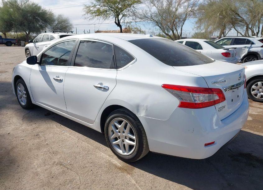 Photo 6 of 2015 Nissan Sentra SV (VIN 3N1AB7AP9FY214487)