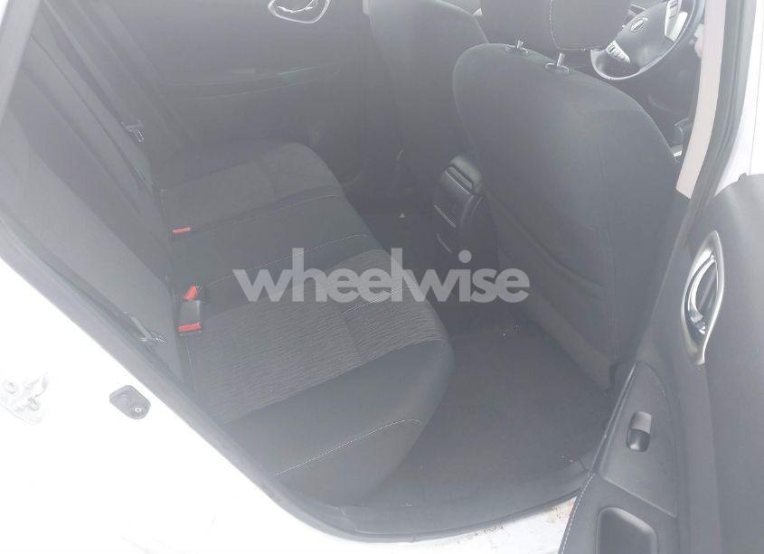Photo 8 of 2015 Nissan Sentra SV (VIN 3N1AB7AP9FY223061)