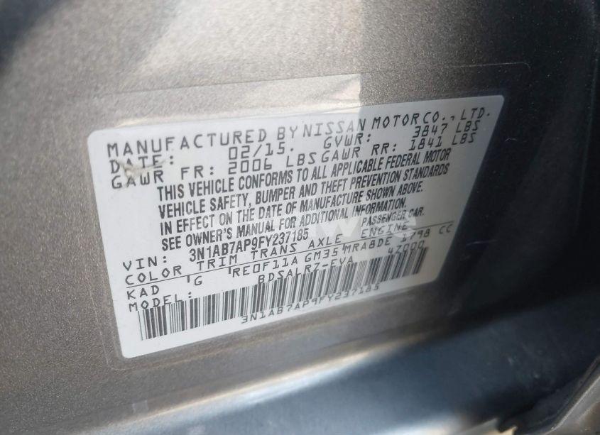 Photo 9 of 2015 Nissan Sentra SR (VIN 3N1AB7AP9FY237185)