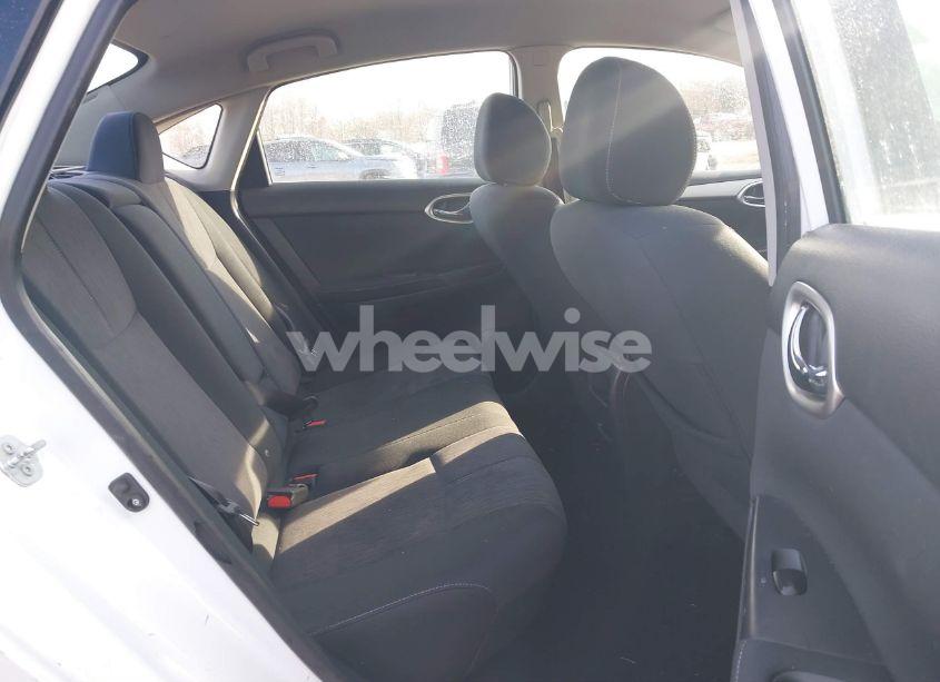 Photo 8 of 2015 Nissan Sentra (VIN 3N1AB7AP9FY267304)