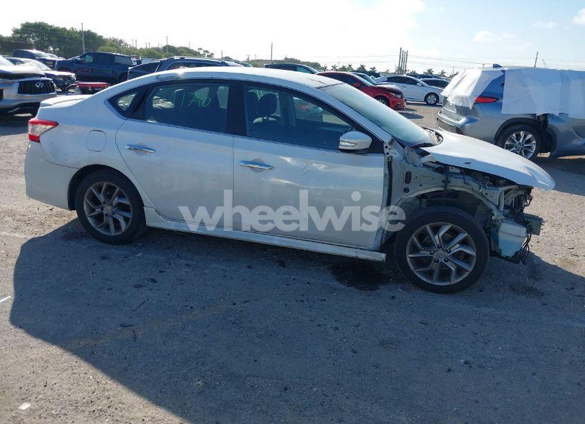 2015 Nissan Sentra SR (VIN 3N1AB7AP9FY267965) main photo