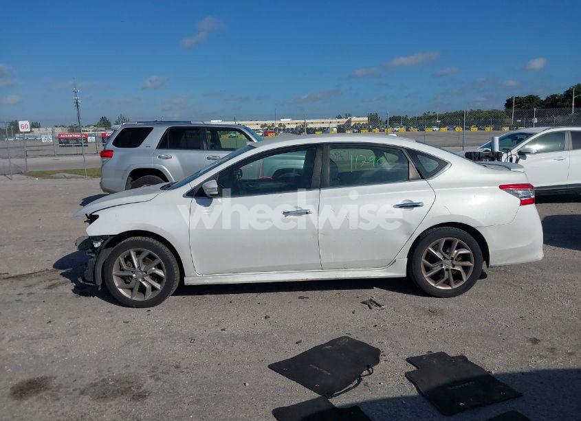 Photo 14 of 2015 Nissan Sentra SR (VIN 3N1AB7AP9FY267965)