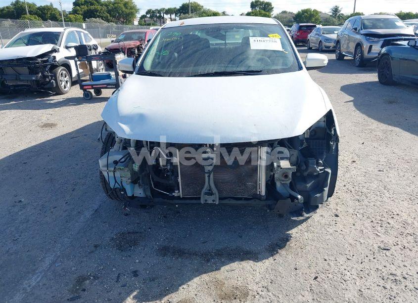 Photo 6 of 2015 Nissan Sentra SR (VIN 3N1AB7AP9FY267965)