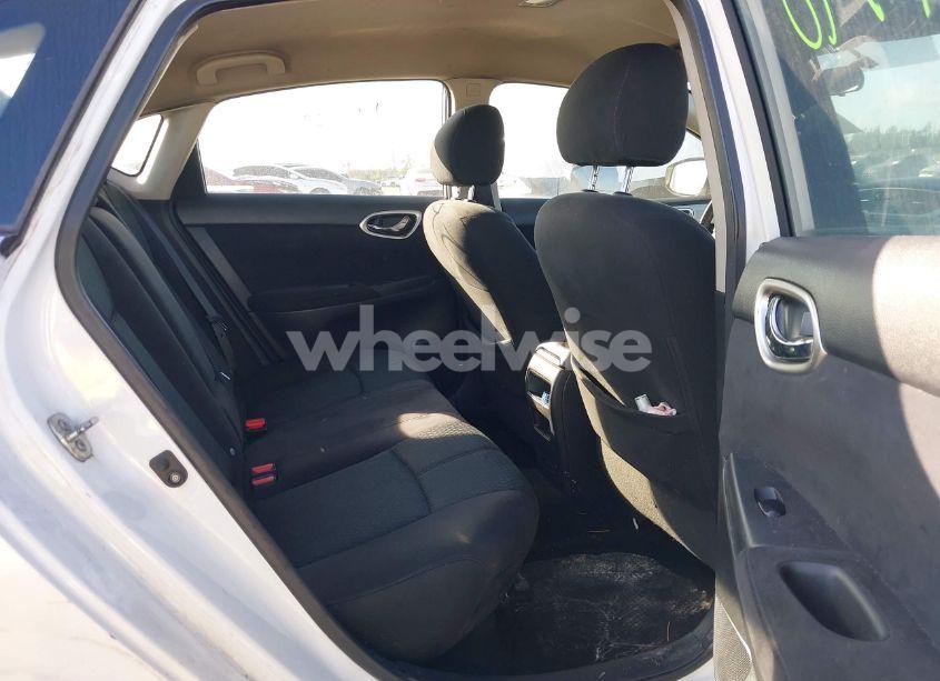 Photo 8 of 2015 Nissan Sentra SR (VIN 3N1AB7AP9FY267965)