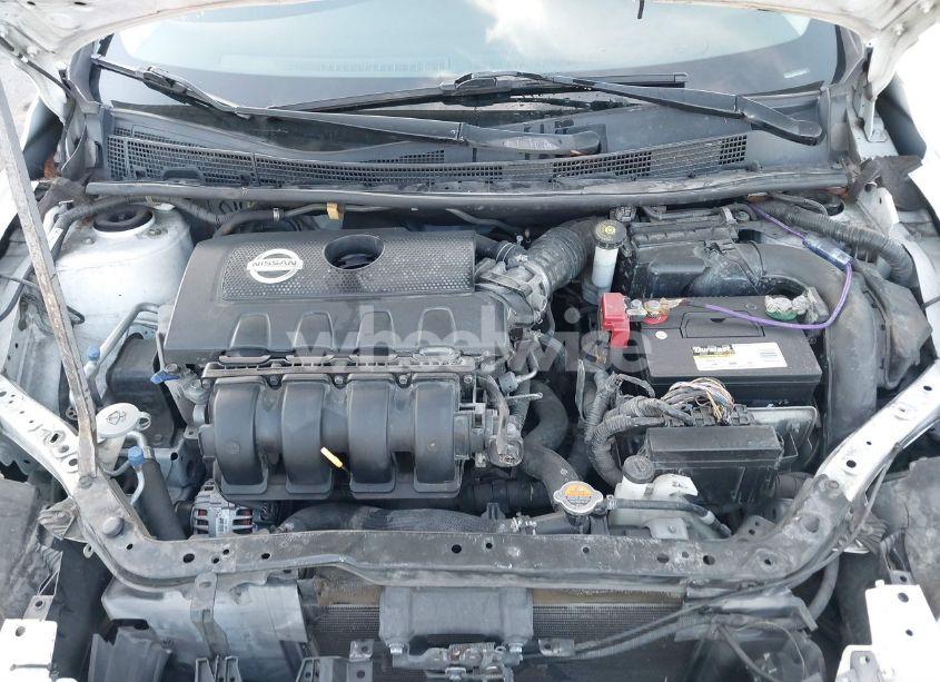 Photo 10 of 2015 Nissan Sentra SV (VIN 3N1AB7AP9FY282790)