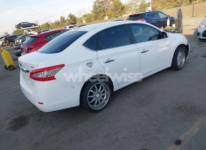 Photo 4 of 2015 Nissan Sentra SV (VIN 3N1AB7AP9FY282790)