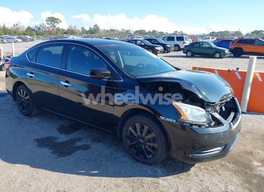 2015 Nissan Sentra S (VIN 3N1AB7AP9FY285463) main photo
