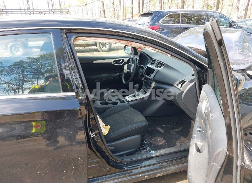 Photo 5 of 2015 Nissan Sentra S (VIN 3N1AB7AP9FY301130)