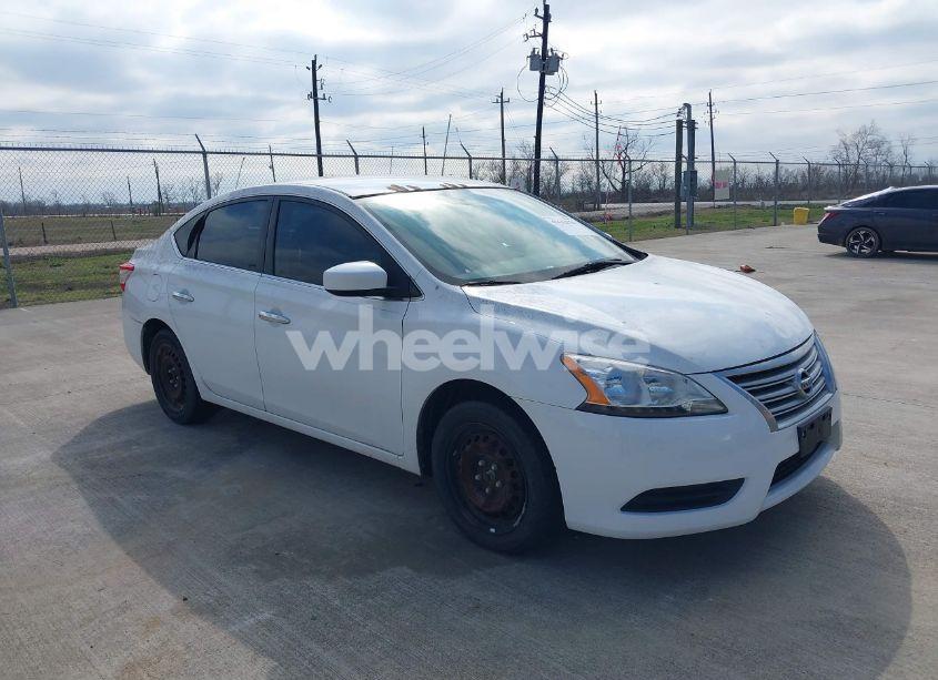 2015 Nissan Sentra S (VIN 3N1AB7AP9FY317389) main photo
