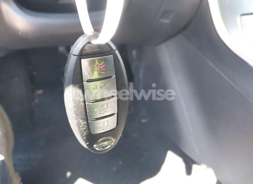 Photo 11 of 2015 Nissan Sentra SR (VIN 3N1AB7AP9FY339649)