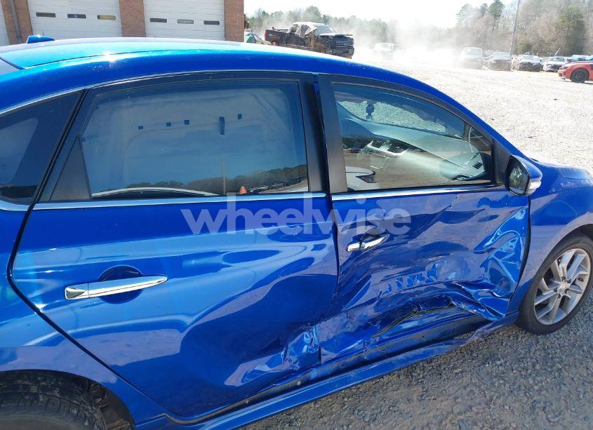 Photo 6 of 2015 Nissan Sentra SR (VIN 3N1AB7AP9FY339649)